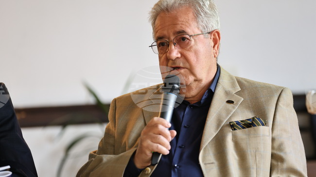 Чл.-кор. на Българската академия на науките Иван Гранитски представи акценти в списанието на БАН, посветено на годишнината от Априлското въстание