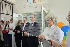 Панагюрище - Професионална гимназия „Лъчезар Цоцорков“ - STEM център