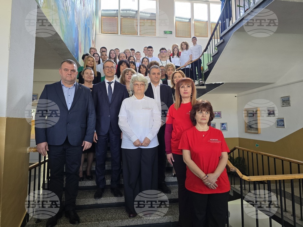 Панагюрище - Професионална гимназия „Лъчезар Цоцорков“ - STEM център