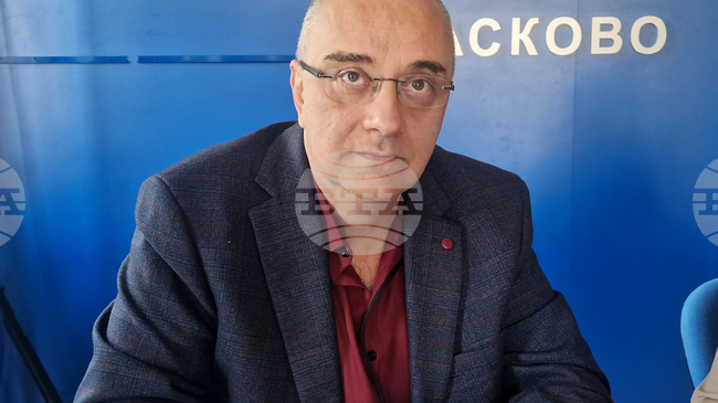 Априлското въстание е достойно събитие да бъде обявено за национален празник, каза историкът от Хасково Милен Вълчев