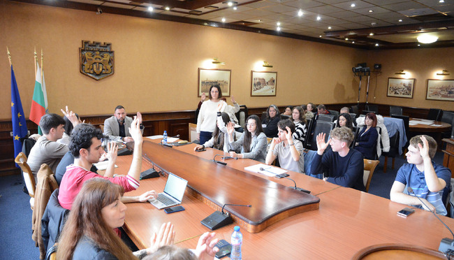 Община Варна разработи нова Стратегия за младежката политика 2026-2035 г. 