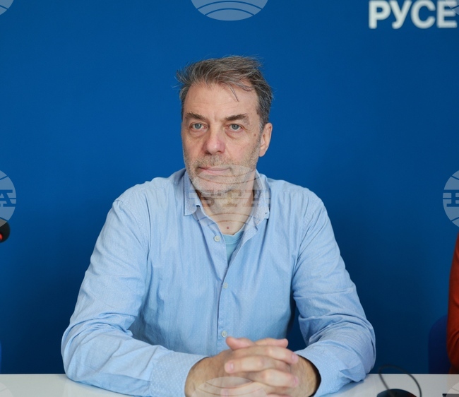 Русенският принос не е само в Априлското въстание, а с цялостната роля на гражданите му за просвета, църква и революция, каза проф. Николай Ненов