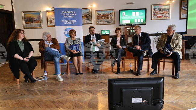 BTA, Academy of Sciences Launch Publications Dedicated to 150 Years Since April Uprising