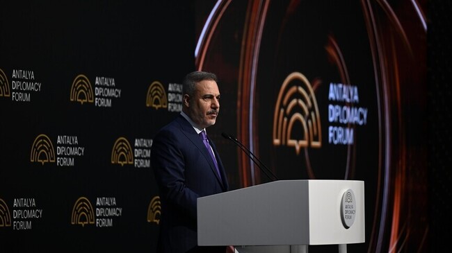 АА: Турция разширява дипломатическата си роля, форумът в Анталия привлича световни лидери, каза външният министър Хакан Фидан 
