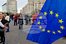 Румъния - Букурещ - подкрепа за румънския премиер Илие Боложан