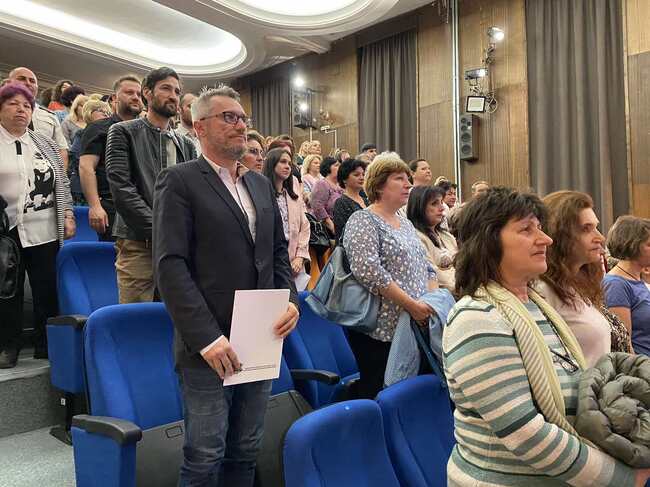 Областна администрация Русе: Националното училище по изкуствата „Професор Веселин Стоянов“ в Русе чества 66 години от основаването си