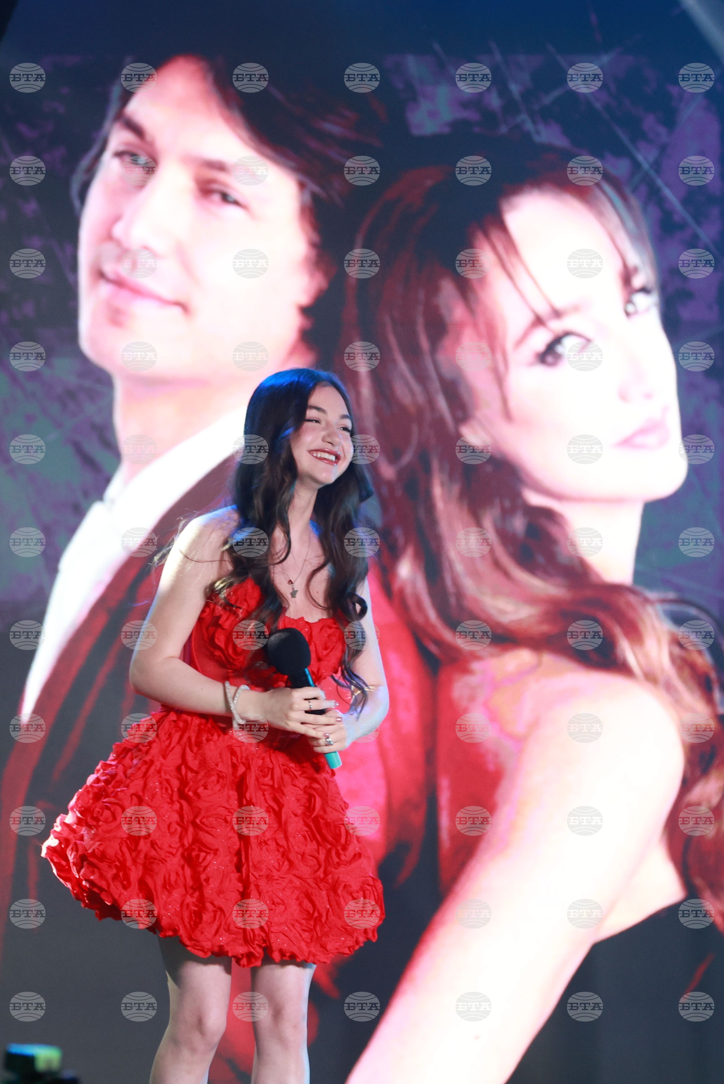 Фондация „Стоян Камбарев“ - награди