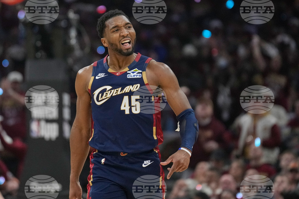 APTOPIX Raptors Cavaliers Basketball