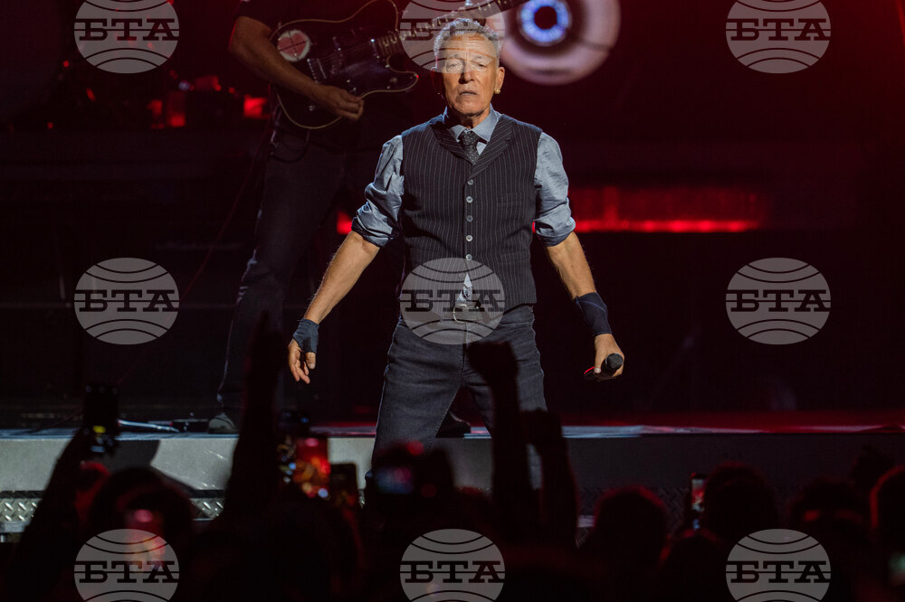 Bruce Springsteen and the E Street Band in Concert - Newark, N.J.