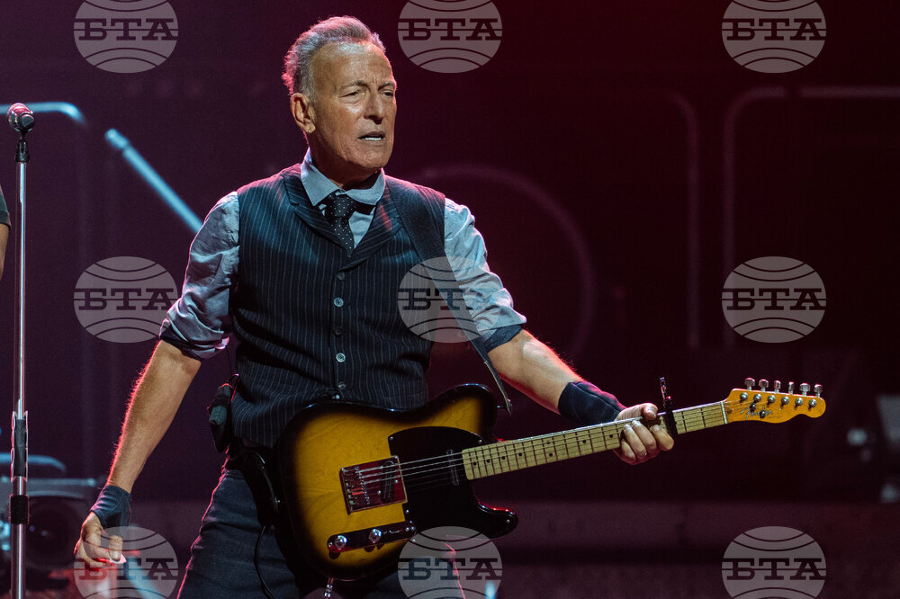 Bruce Springsteen and the E Street Band in Concert - Newark, N.J.