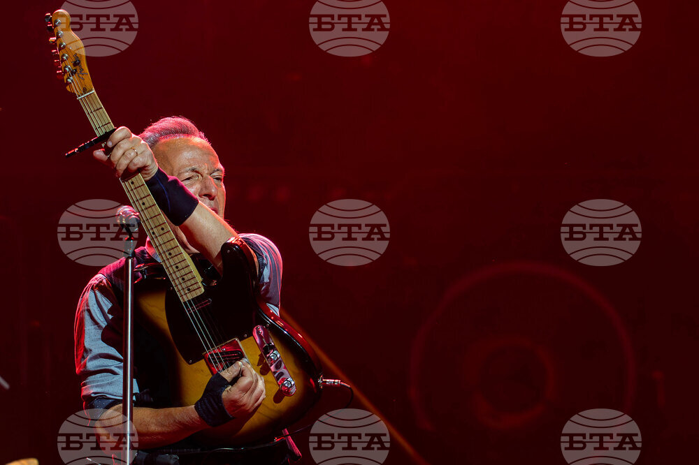 Bruce Springsteen and the E Street Band in Concert - Newark, N.J.