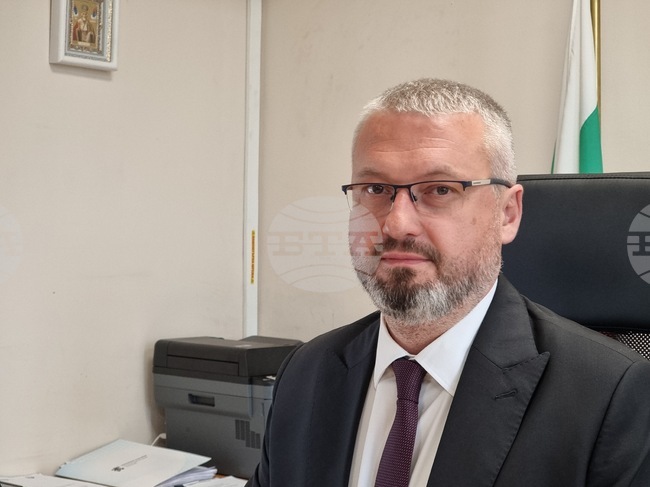 Около 90 процента от протоколите на секционните избирателни комисии в Кюстендил са били без грешки, съобщи областният управител