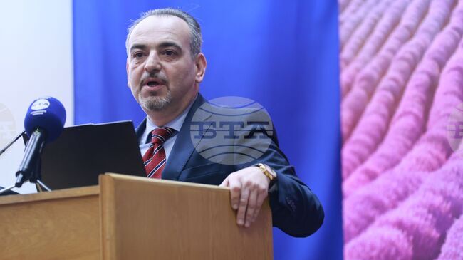 Председателят на БСК Добри Митрев каза на форум за туризма, че богатството на България е в природата и хората