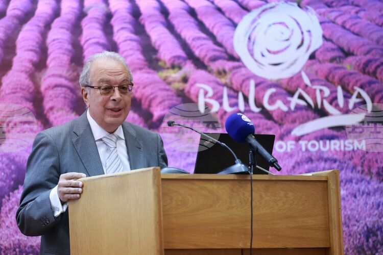 Prof. Branimir Botev of European League for Economic Cooperation Calls for Stronger Promotion of Bulgaria as Tourist Destination
