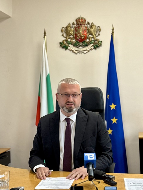 Област Кюстендил бе първа в страната, предала документите от изборния ден в ЦИК