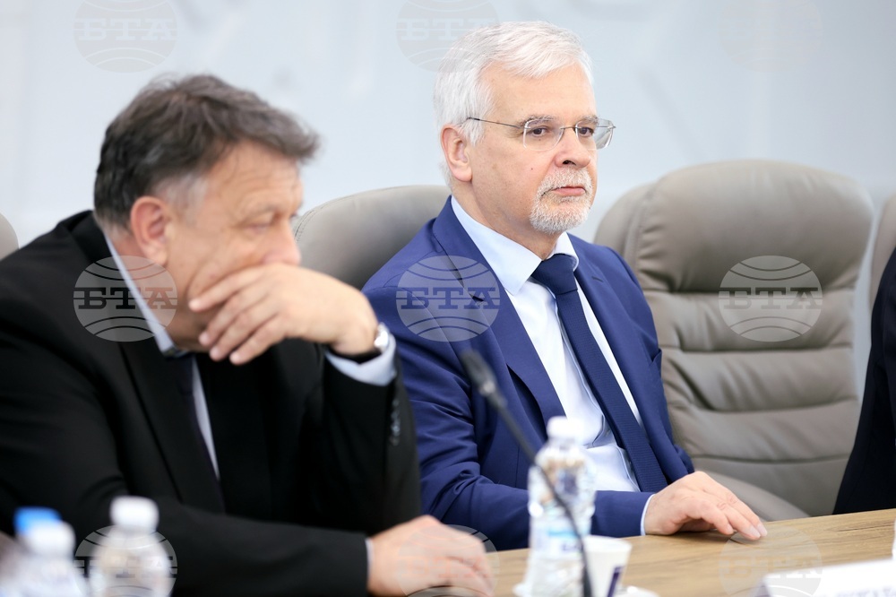 НСА - „Висшето образование - реален приоритет на политическия и обществен живот в България" - дискусия