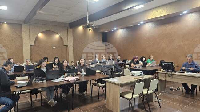 Педагози от училища и детски градини от област Търговище се обучаваха за повишаване на капацитета на екипите за обхват 