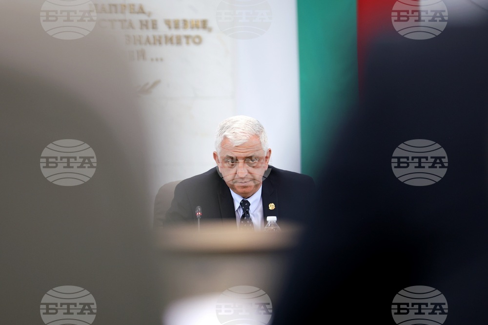 НСА - „Висшето образование - реален приоритет на политическия и обществен живот в България" - дискусия