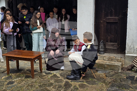 Благоевград - 150 години от Априлското въстание - възстановка с ученици