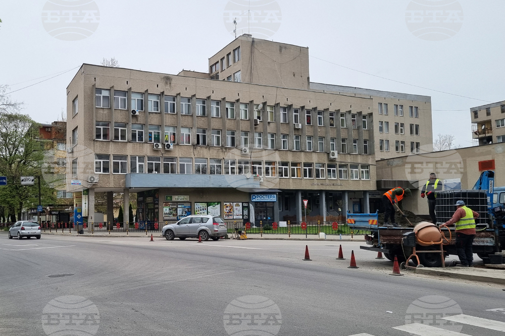 Търговище - нов светофар - изграждане