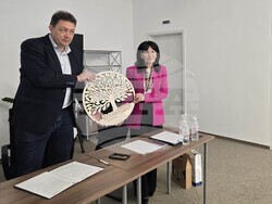 Петрич - фондация „Искам бебе“ - меморандум - подписване