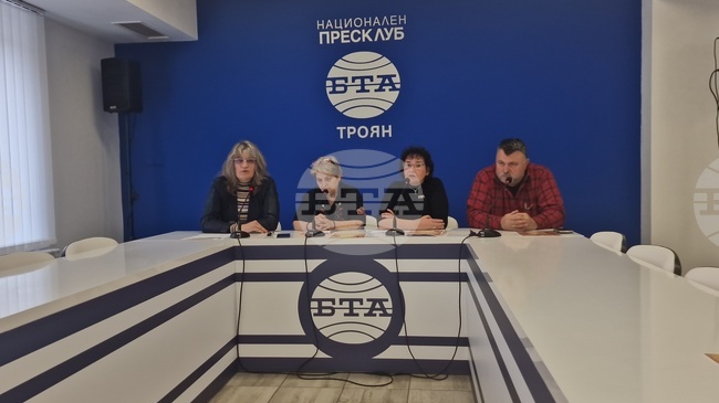 Празник под надслов „България през вековете“, посветен на българската история и традиции, ще се проведе на 9 май в троянското с. Врабево