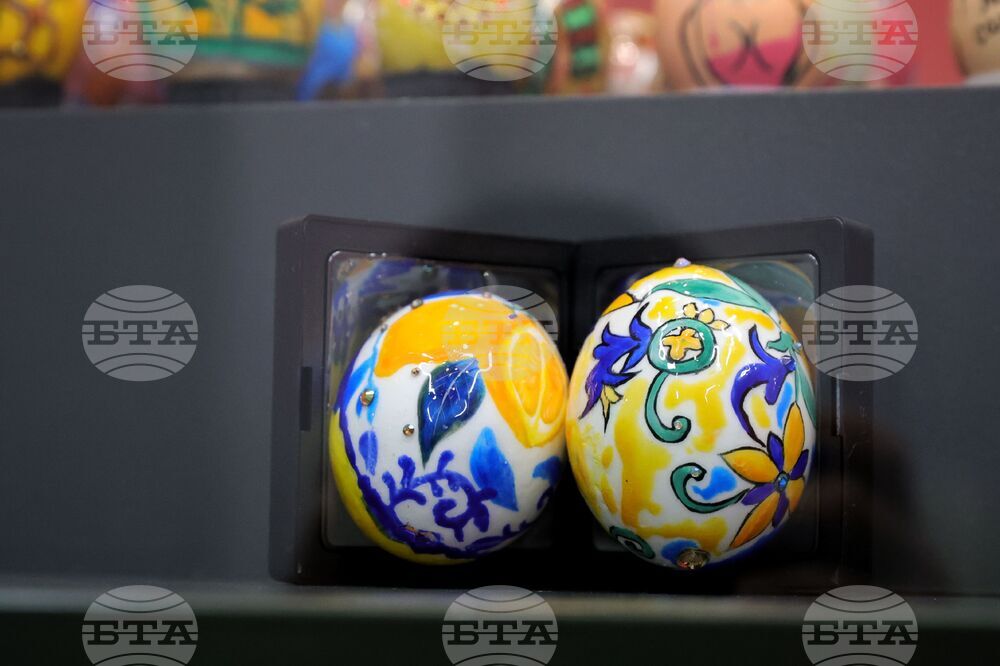 Бургас - ръчно рисувани яйца - изложба