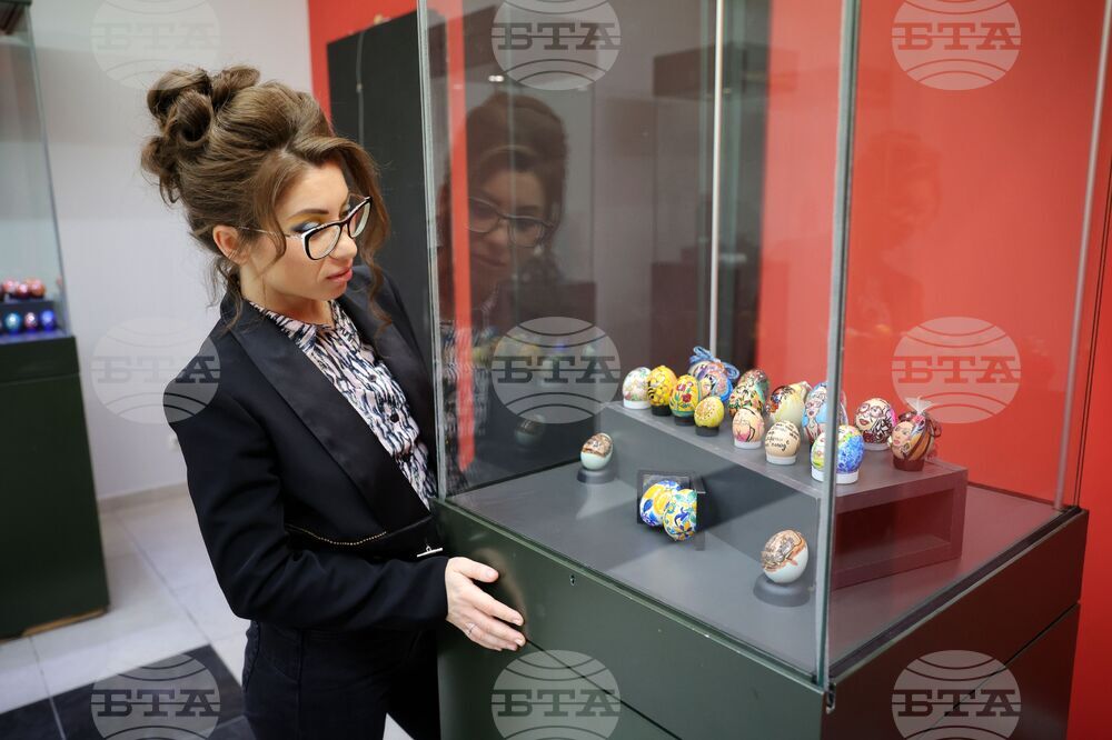 Бургас - ръчно рисувани яйца - изложба