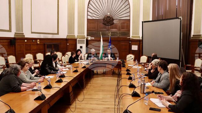 Заседание на Консултативния съвет за овладяване популацията на безстопанствените кучета беше проведено в МЗХ