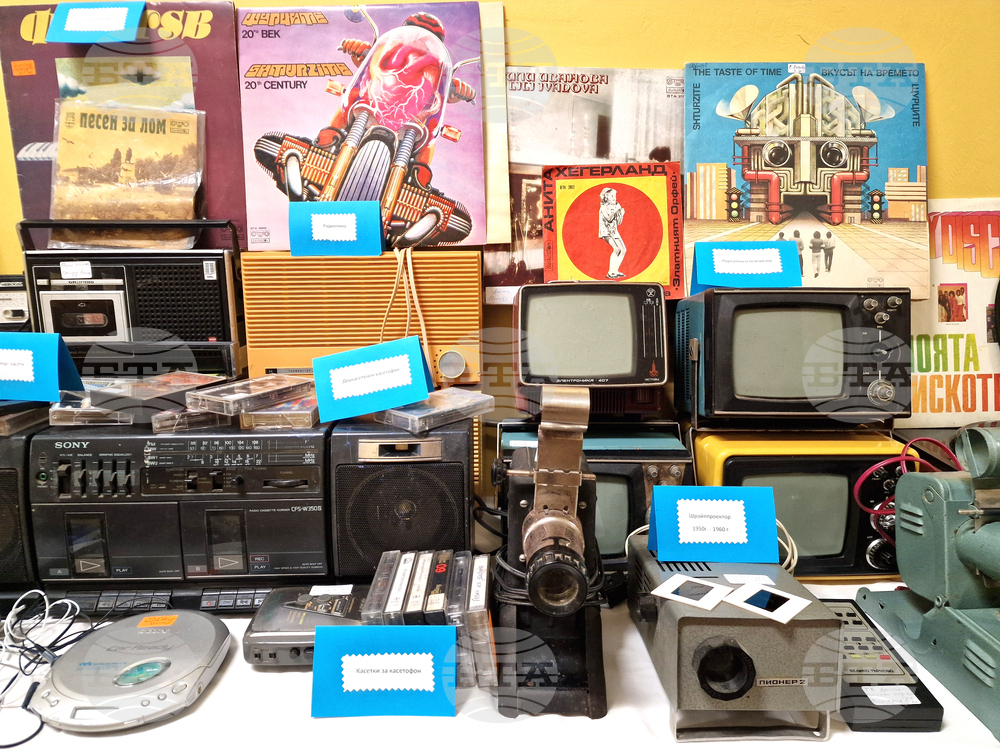 Монтана - училище - изложба