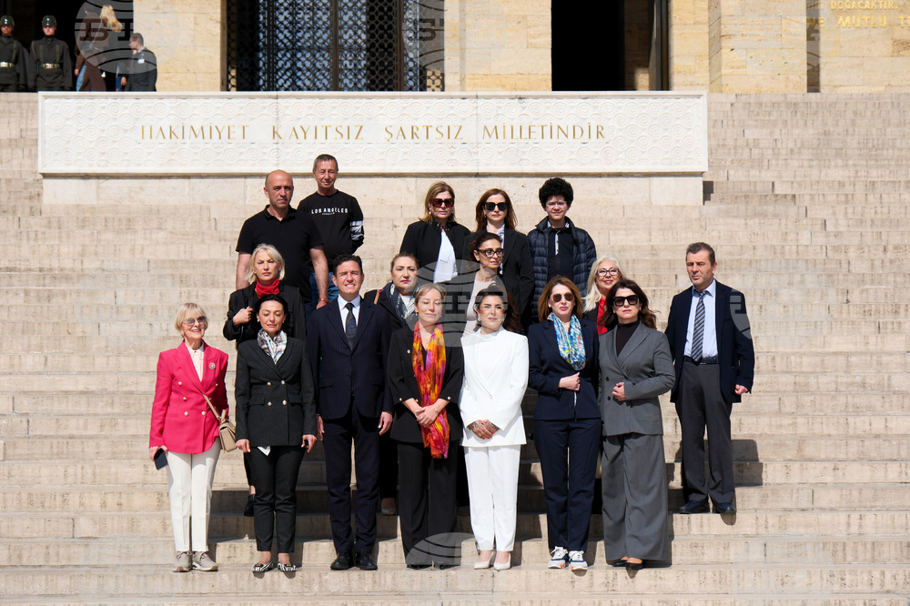 Турция - Анкара - българска делегация - Мавзолей на Ататюрк - почит