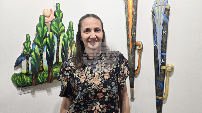 Ние самите трябва да сме господари на вътрешния си храм, каза пред БТА пловдивската художничка Стела Стефанова 