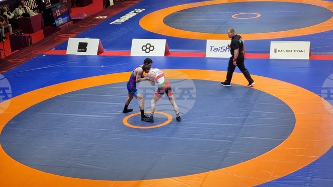 Стефан Григоров спечели бронзов медал на Европейското първенство по борба в Тирана, шампионът Кирил Милов е на финал