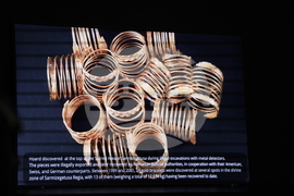 Румъния - Букурещ - откраднато дакийско съкровище - завръщане