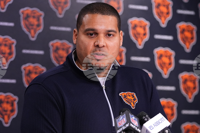 Bears Poles King Football