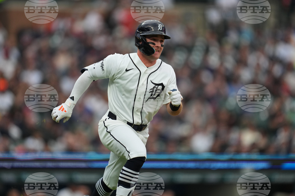 Brewers Tigers Baseball