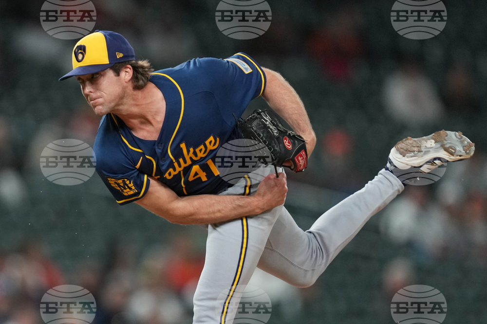 Brewers Tigers Baseball