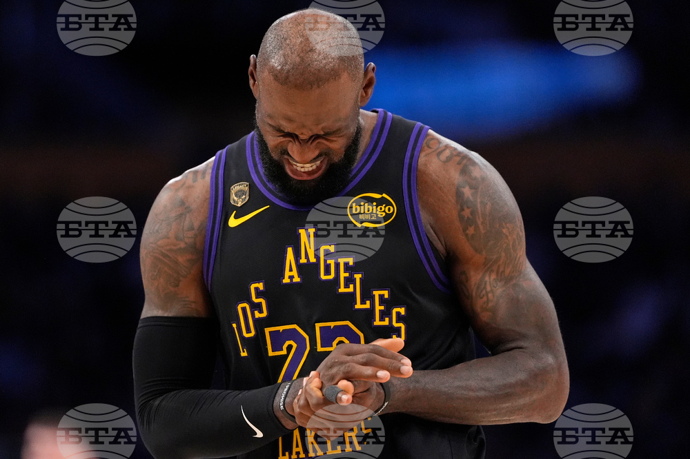 Rockets Lakers Basketball