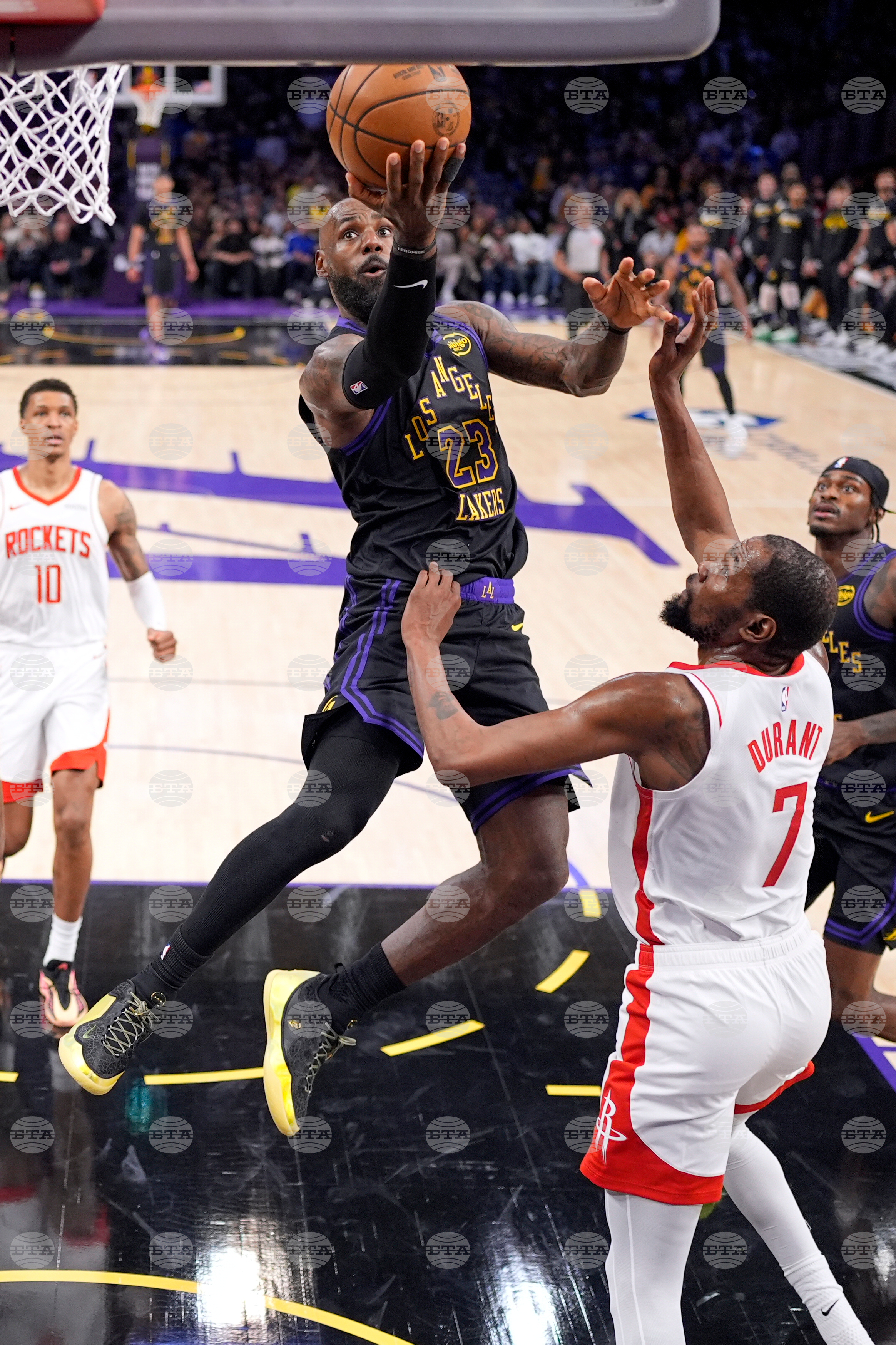 Rockets Lakers Basketball