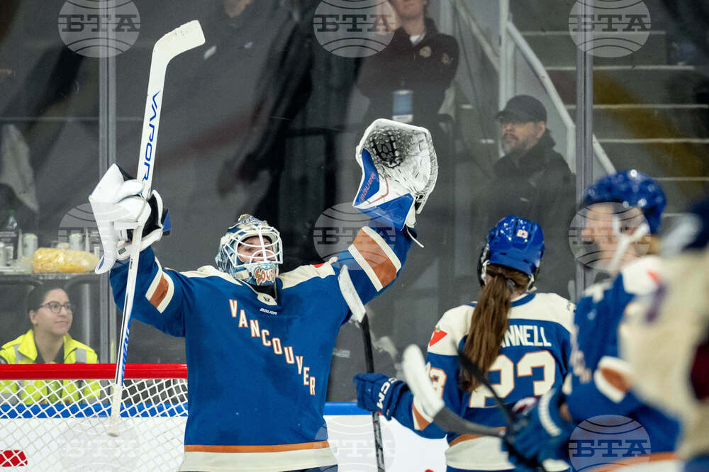 PWHL Victoire Goldeneyes Hockey