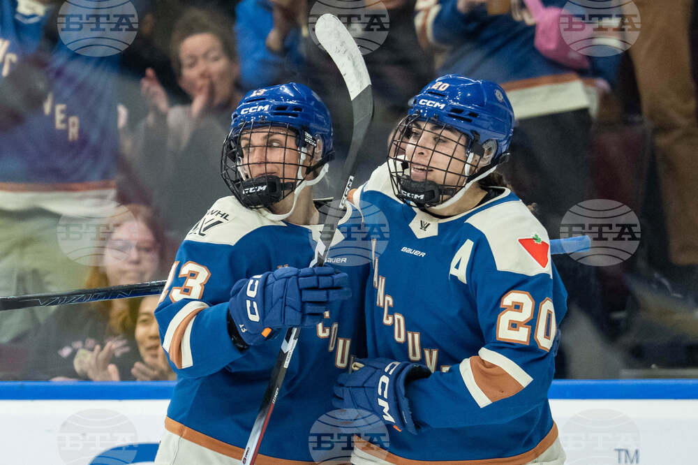 PWHL Victoire Goldeneyes Hockey
