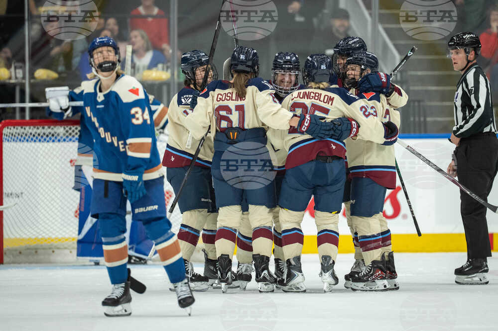 PWHL Victoire Goldeneyes Hockey