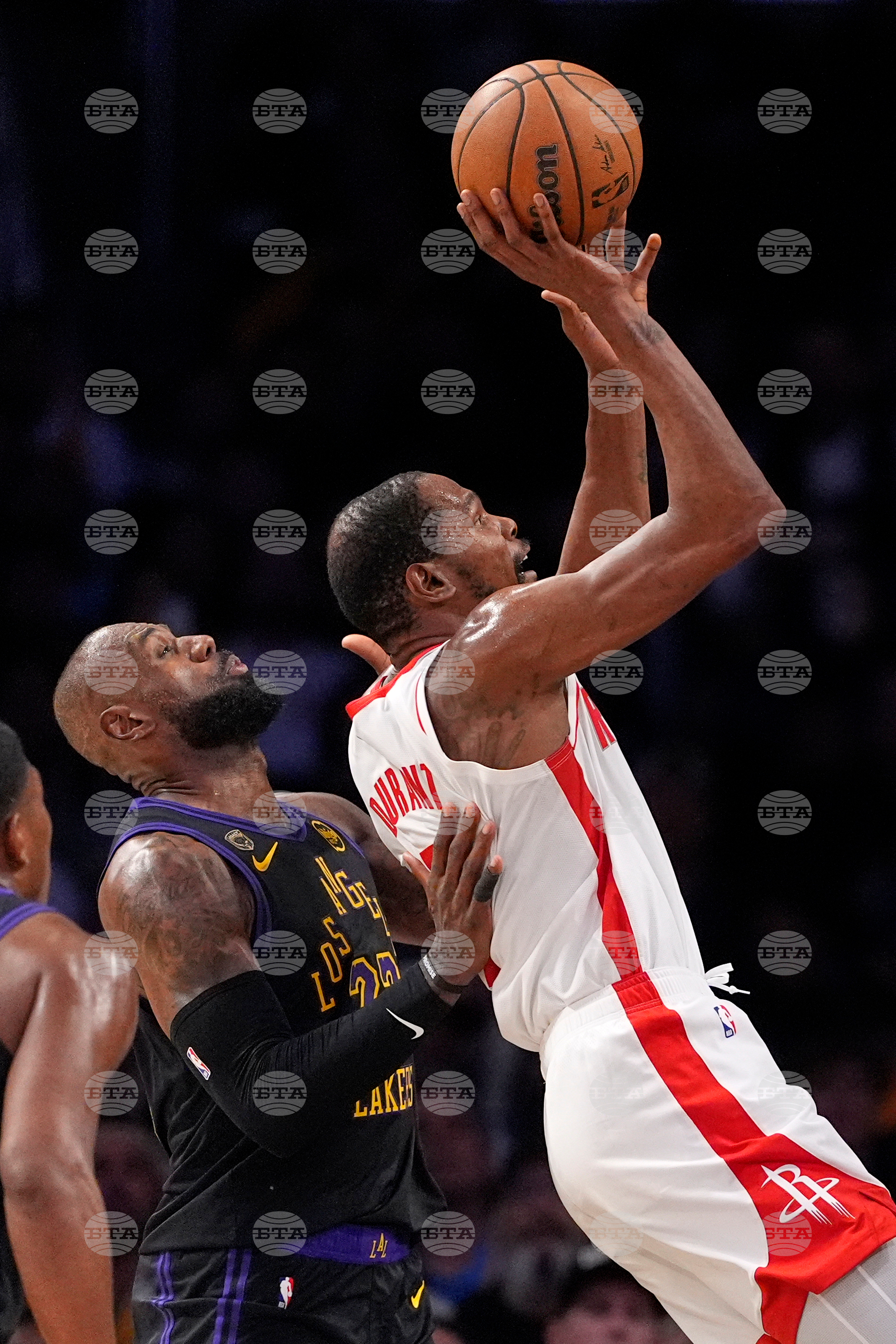 Rockets Lakers Basketball