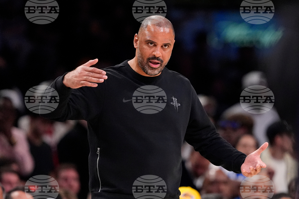 Rockets Lakers Basketball