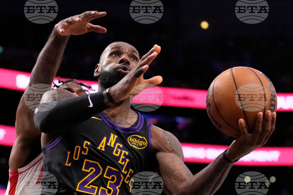 Rockets Lakers Basketball