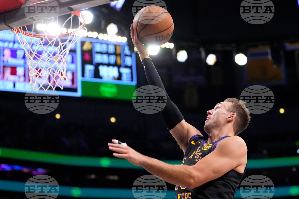 Rockets Lakers Basketball