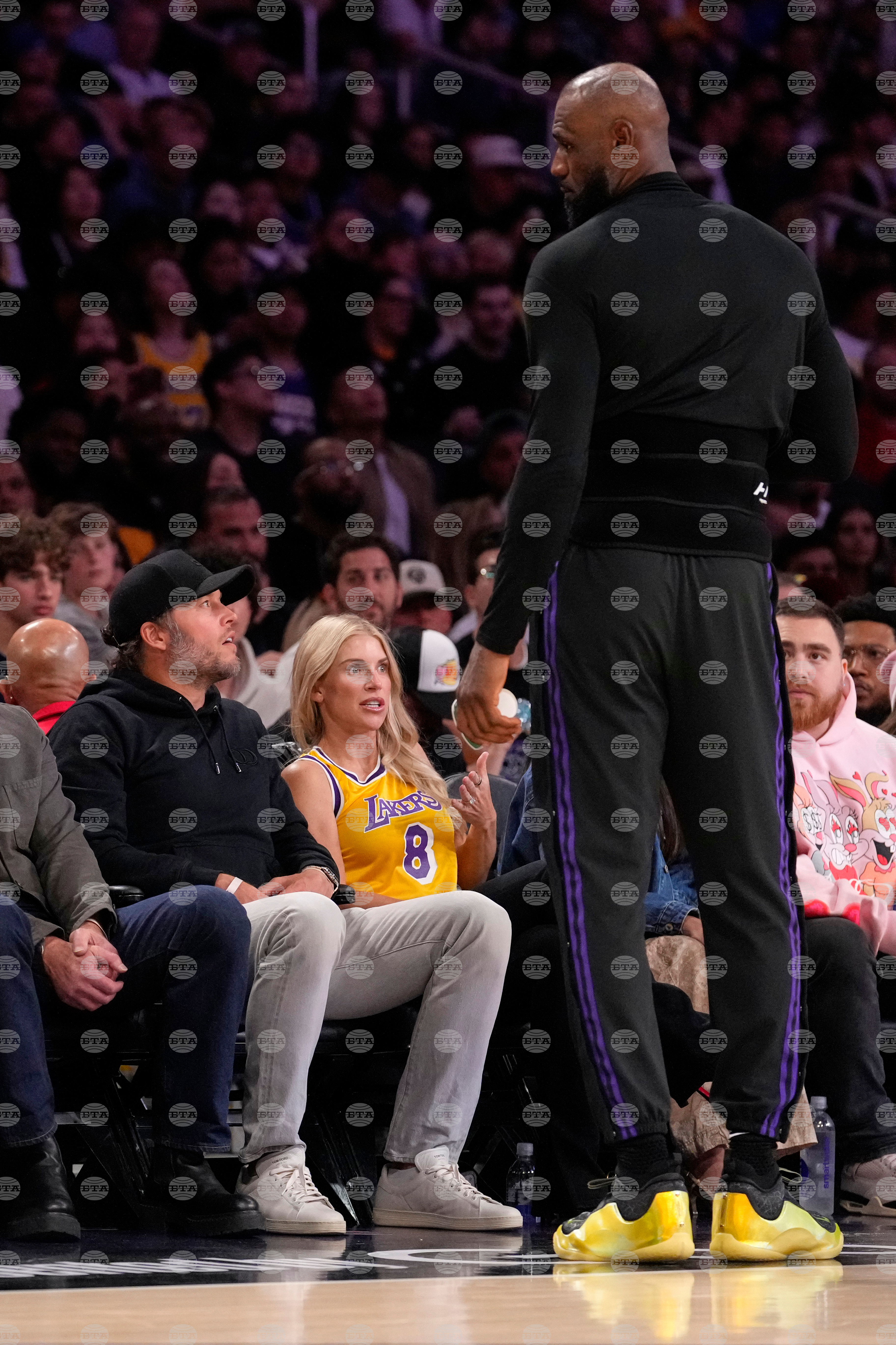 Rockets Lakers Basketball