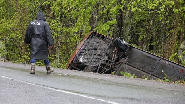 Задържан е шофьорът на автобуса, който катастрофира край Малко Търново