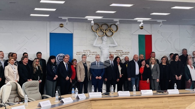 Бургаски държавен университет "Проф. д-р Асен Златаров": Проф. Сотир Сотиров представи идеи за развитие на висшето образование пред ректорите на държавните университети