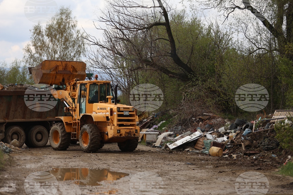 Село Долни Богров - нерегламентираното сметище